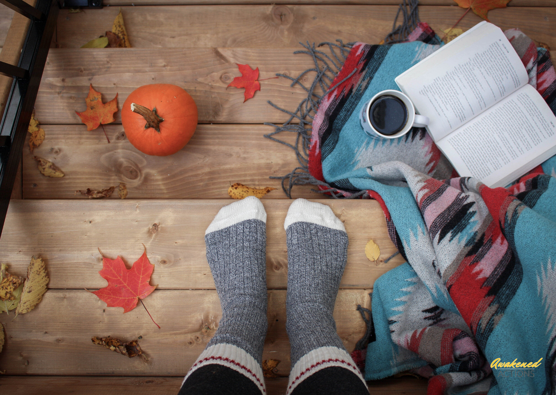 10 Tips to Flow and Let Go with the Autumn Season